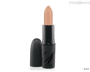 Rouge à Lèvres nude pour Mac par CR.